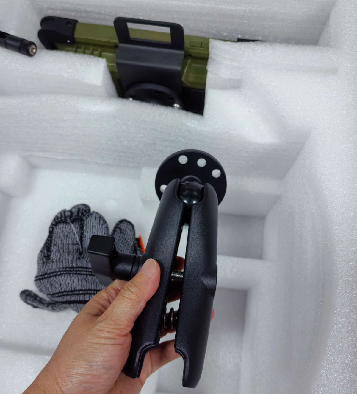 Autoguiado Tractor Barato: El GPS Agrícola Más Asequible con Precisión RTK